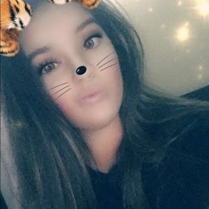 Meet your Posher, Jaclyn